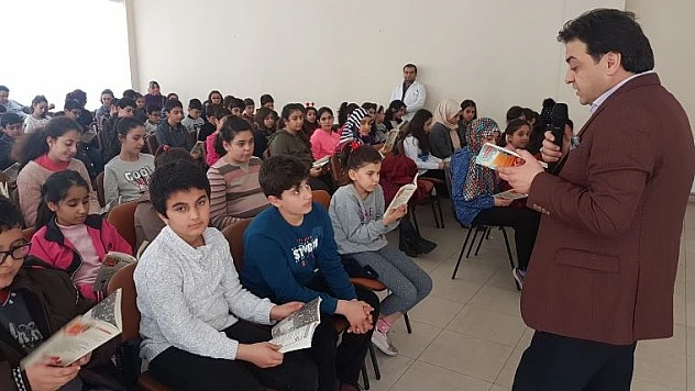 Büyükşehir, Eğitim ve Sanatla Şehre Katkı Sağlıyor