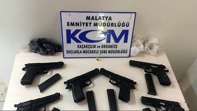 Silah Kaçakçılığı Ve Ticareti Yaptığı Tespit Edilen 8 Şahıs