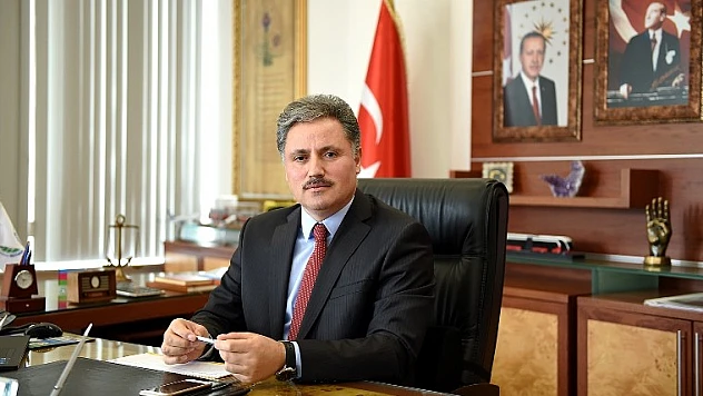 Öğretmenlik, En Kutsal Mesleklilerden Birisidir