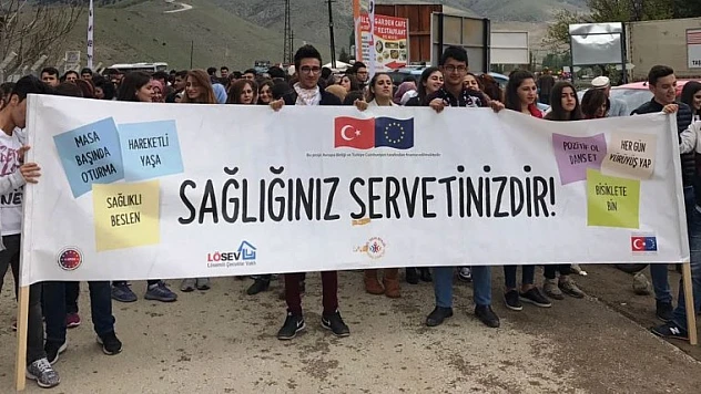 LÖSEV İle Sen'de Kansere Dur'de