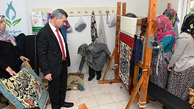 El İşçiliği Sabır, Dikkat Ve Kabiliyet Gerektirir