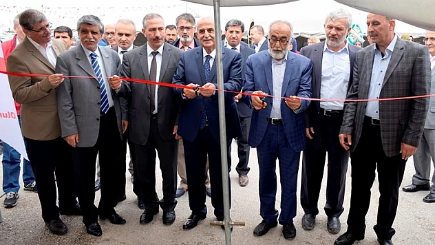 Yetimler Kervanı Derneği'nden Kermesi