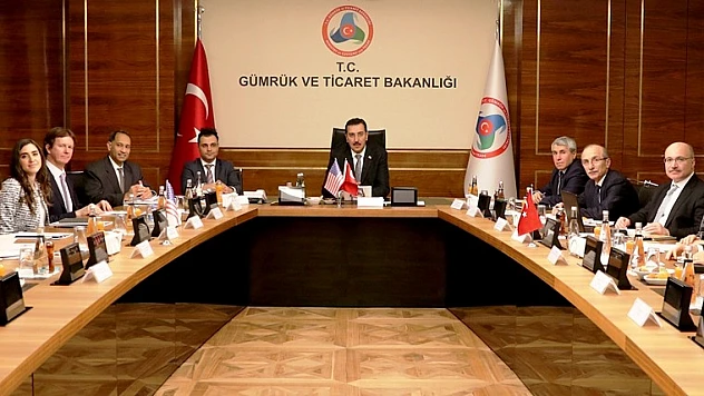 Bakan Tüfenkci, ABD Ticaret Odası Başkan Yardımcısı Choksy'i Kabul Etti