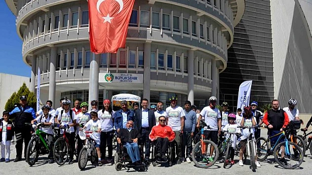Pedallar 'Kitap' İçin Çevrildi