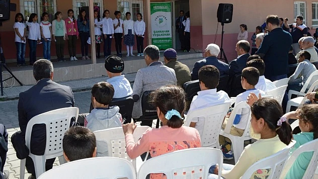 Şahnahan Yeşilkonak Eğitim Merkezinde Kutlu Doğum Programı