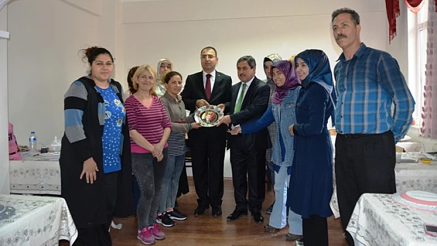 Vali Toprak, Darende Belediyesi Kültür ve Sanat Evi'ne Konuk Oldu