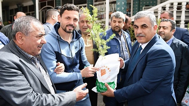Yeşilyurt Belediyesi Dört Yılda 65 Bin Fidanı Toprakla Buluşturdu 