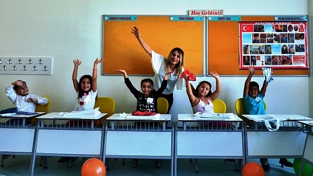 2017-2018 Eğitim Ve Öğretim Yılında Ne'şe Erberk İlkokul Ve Ortaokulunun Açılışı