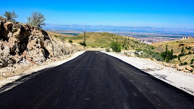 4 Mahallenin Grup Yolu Asfaltlandı