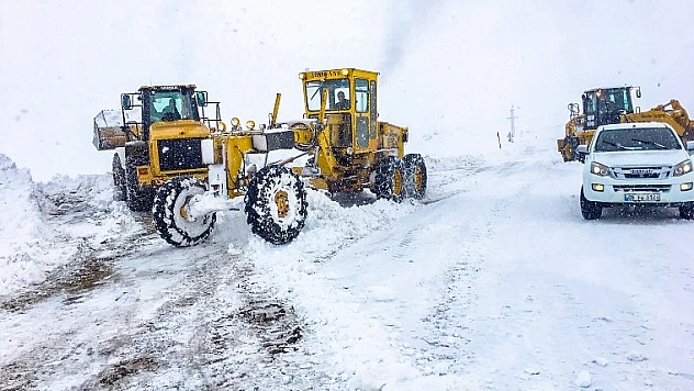Büyükşehir Karla Mücadele Ediyor
