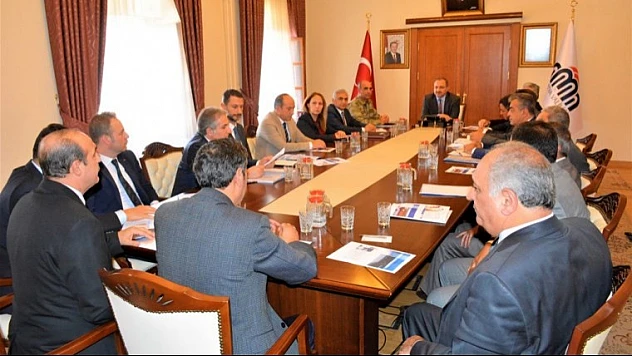 Uyuşturucu İle Mücadele Komisyon Toplantısı Vali Ali Kaban Başkanlığında Yapıldı