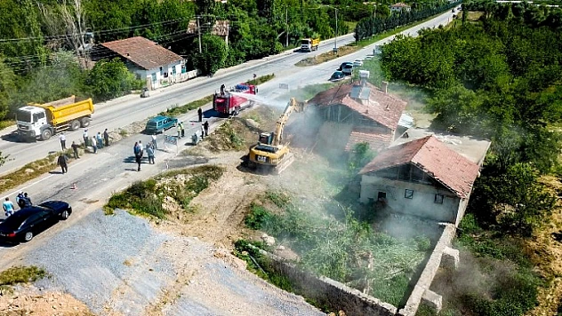 12 Yıllık Yol Sorununu Büyükşehir Belediyesi Çözdü