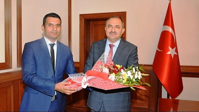 Vali Kaban, Vakıflar Bölge Müdürü Doğan'ı Makamında Kabul Etti