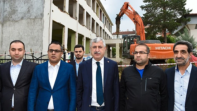 Daha Modern Ve Nitelikli Bir Kütüphane Yapılacak