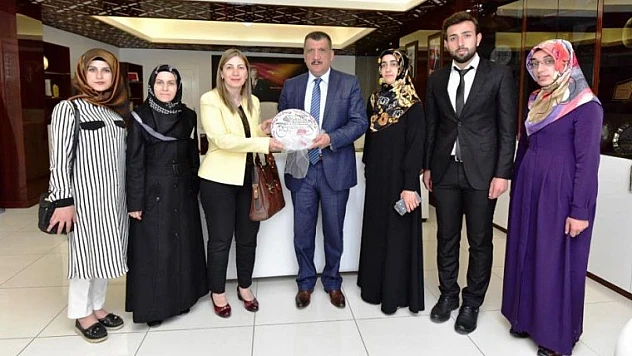 KADEM İl Temsilcisi Prof. Dr. Cumurcu, Başkan Gürkan'ı Ziyaret Etti