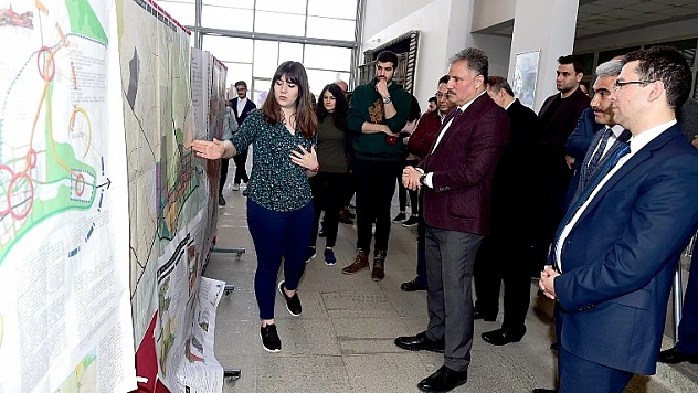 ODTÜ'lü Öğrencilerden Plan Sunumu