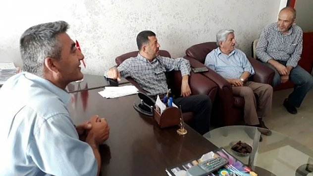 Ağbaba, Belediyecilik Sadece Cumhurbaşkanını Reklam Yapmak Değildir