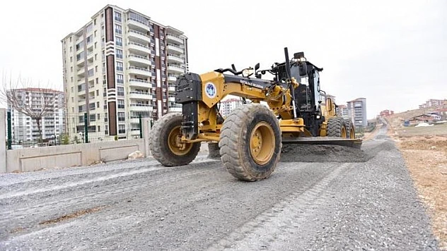 Son 3 Ayda 56 Km Asfalt Öncesi Temel Malzeme Serimi Yapıldı