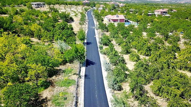 Büyükşehir Bağdat Caddesini Asfaltladı