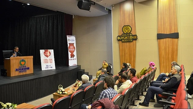 14. Siyer Dersi Yapıldı