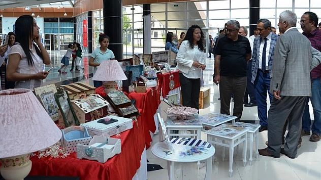 El Emeği Göz Nuru El Sanatları Görücüye Çıktı