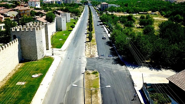 Eski Malatya'da 3.5 Km Asfalt Serimi Yapıldı