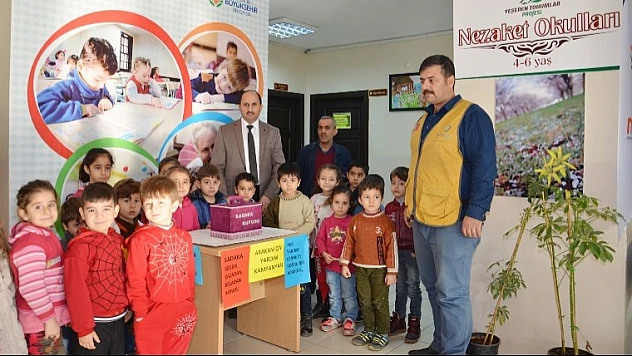 Öğrenciler Harçlıklarını Arakan İçin Topladı