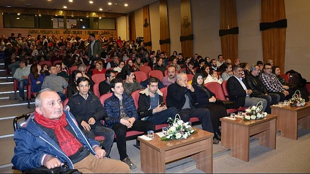 'Bir Nevi Gösteri'ye Yoğun İlgi