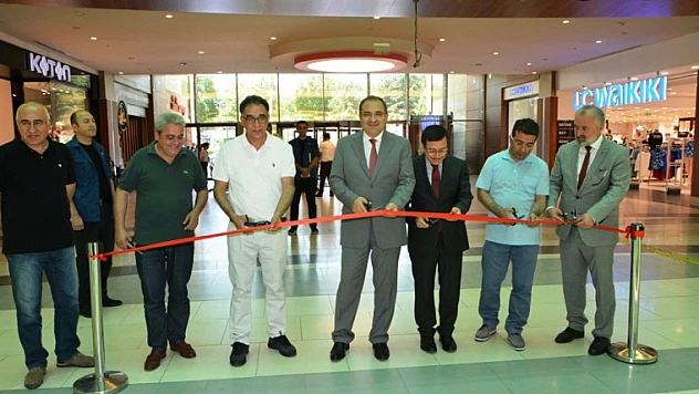 Vali Kaban, Yağlı Boya Resim Sergisi Açılışına Katıldı