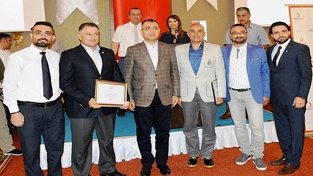 Vali Toprak,  Kan Bağışı Sayısının Artmasını Özellikle İstiyoruz