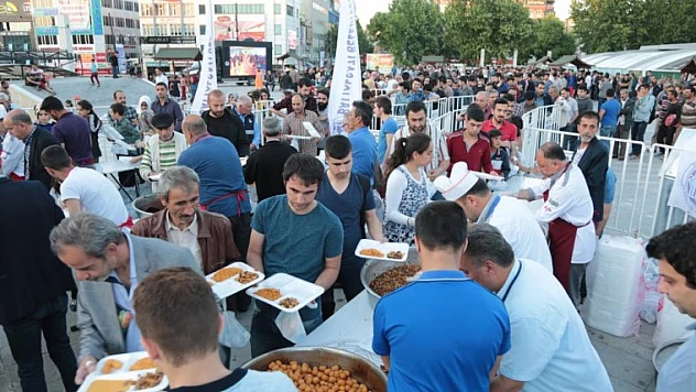 'Battalgazi'de Ramazan Geceleri' Yoğun İlgi Görüyor