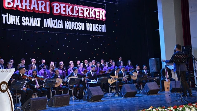 Baharı Beklerken Şarkılar Coşturdu