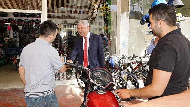 Başkan Polat, Esnaf Ziyaretinde Bulundu