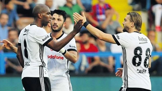 Beşiktaş 10 Kişiyle Bir At Üç Puanı Kaptı