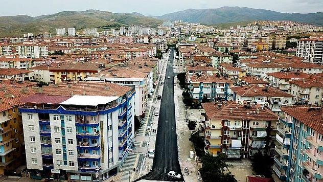 Mevlüt Aslanoğlu Caddesi Asfaltlandı