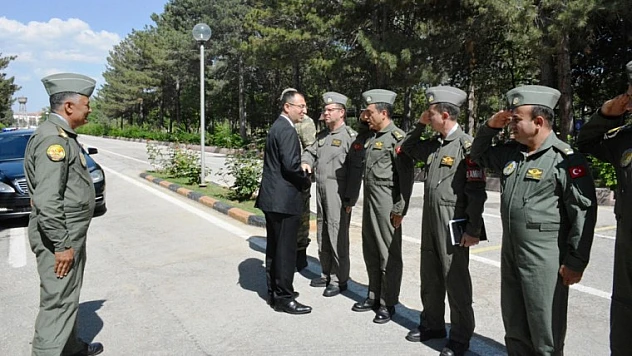 Vali Toprak, İlimizdeki Bazı Komutanlıkları Ziyaret Etti