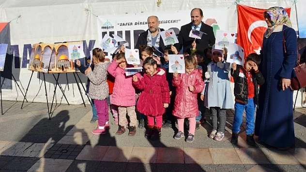 Miniklerden Kudüs'le Dayanışma