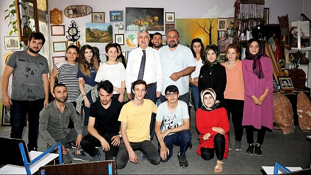 Başkan Polat, Mehmet Buyruk Caddesi Esnafını Ziyaret Etti