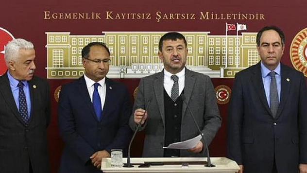 Ağbaba, Taşerona Kadro Khk İle Meclisten Kaçırılıyor