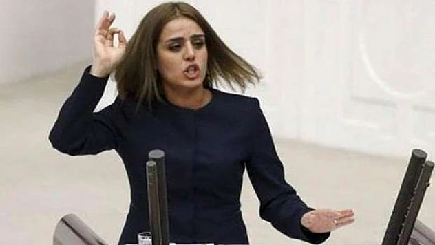 HDP Milletvekili Ayşe Acar Gözaltına Alındı