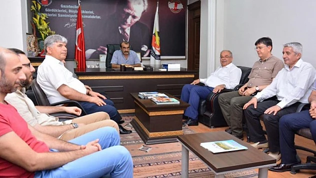 Kutlu 'Basın, Demokrasimizin Vazgeçilmez Unsurlarından Bir Tanesidir'