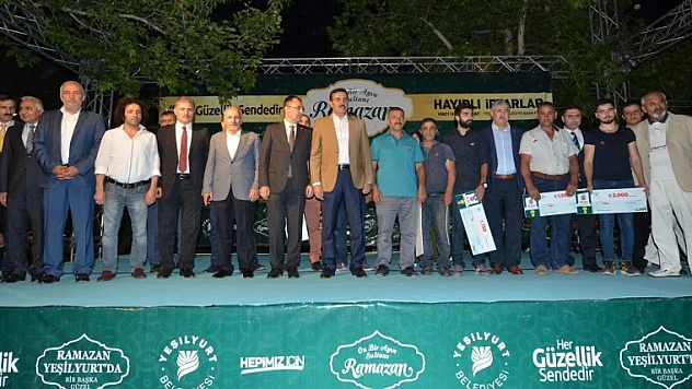 'En İyi Kiraz' ve 'En Bakımlı Kiraz Bahçesi' Yarışmalarında Ödüller Dağıtıldı