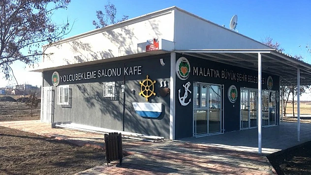 Büyükşehirden Feribot İskelesine Yolcu Bekleme Salonu ve Kafe