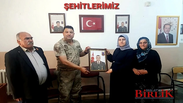 Gözükara, Şehit Ailesinden Jandarma Karakoluna Teşekkür Ziyareti