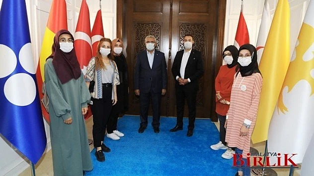 Güder, Ak Parti Battalgazi Gençlik Kollarını Ağırladı