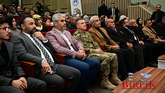 Güder: 'Bayrak Uğruna, Toprak Uğruna Can Verip Devleşen Birileri Var'