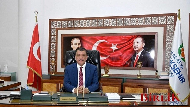 Gürkan, 8 Mart Dünya Kadınlar Günü Kutlu Olsun