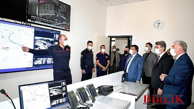 Gürkan İle Vali Baruş Yeni İtfaiye Binasında İncelemelerde Bulundu