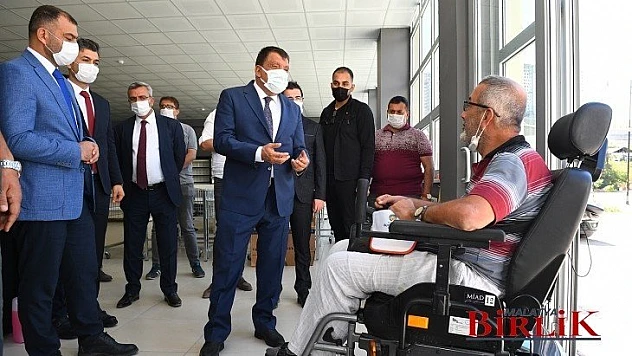 Gürkan, Vahap Küçük' İsmi Hayır Çarşısı'nda Yaşatılacak