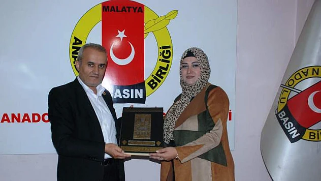 Başkan Alpaslan Anadolu Basın Birliği Derneğini Ziyaret Etti